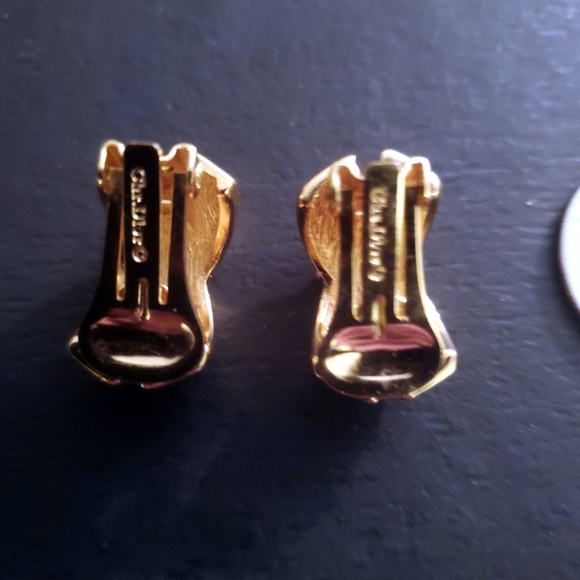 Vintage Christian Dior Clip On Earrings - Picture 2 of 3